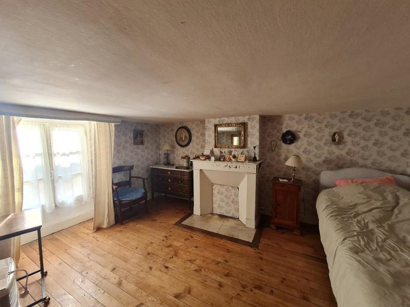 Maison de ville - 114 m² - 7 pièces