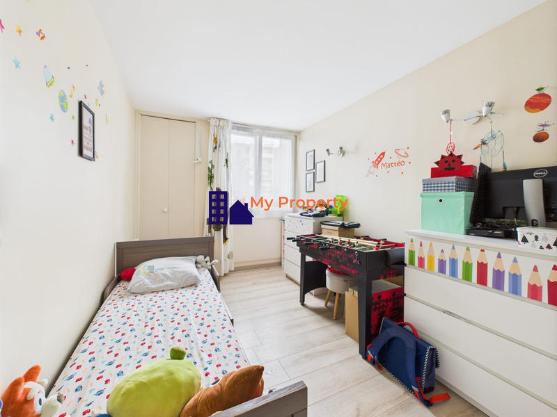 Appartement - 102 m² - 5 pièces