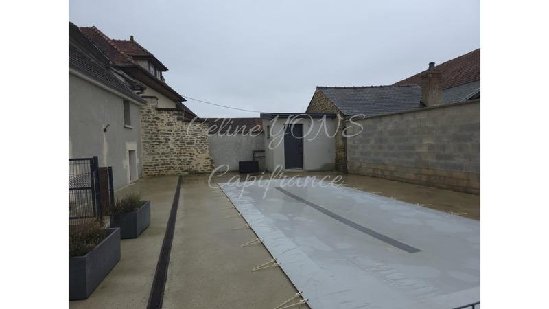 Maison - 171 m² - 9 pièces