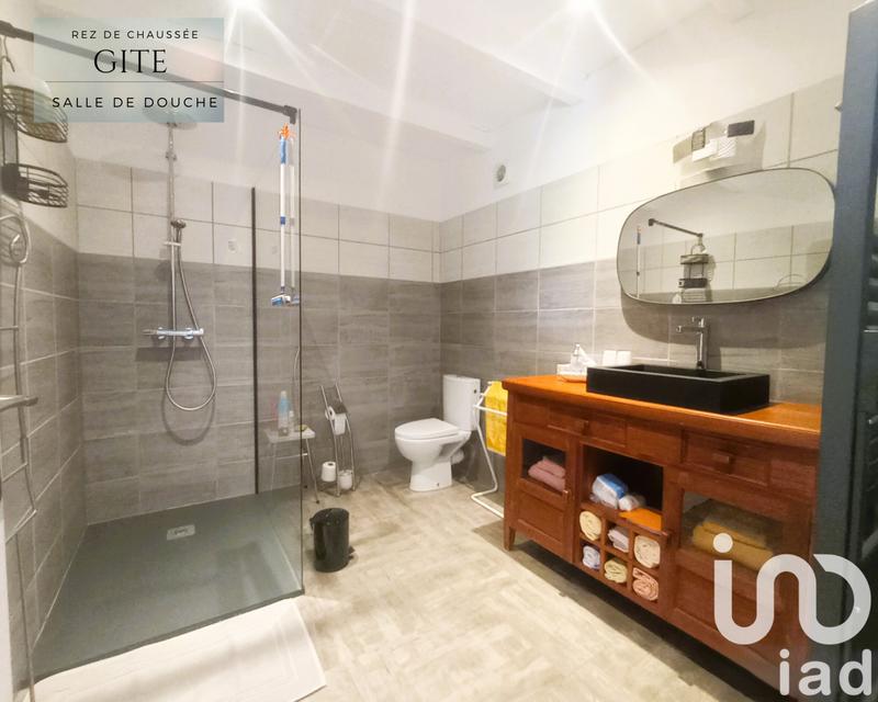 Maison - 218 m² - 10 pièces