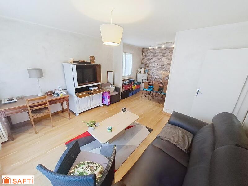 Maison - 80 m² - 4 pièces