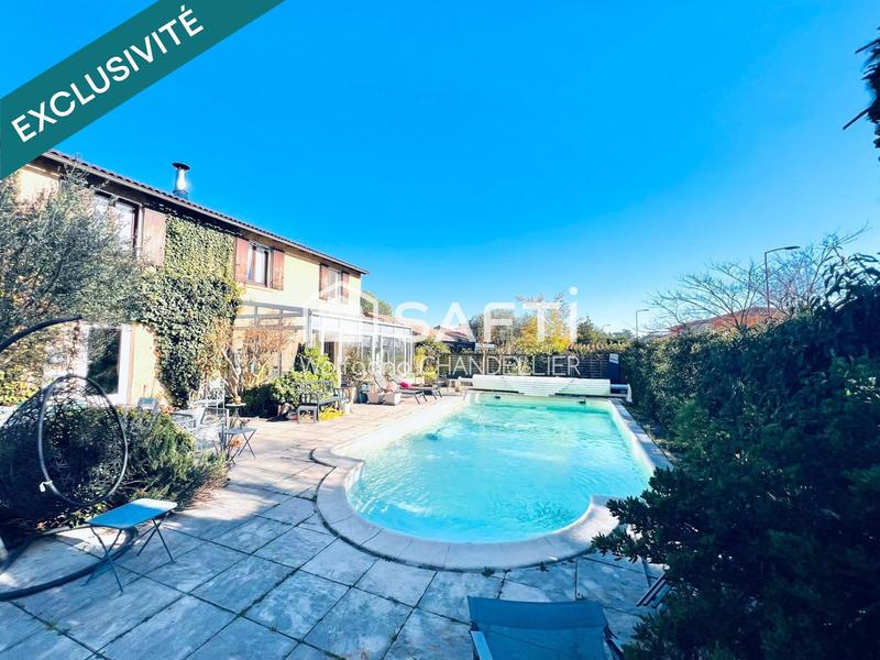 Maison - 154 m² - 8 pièces