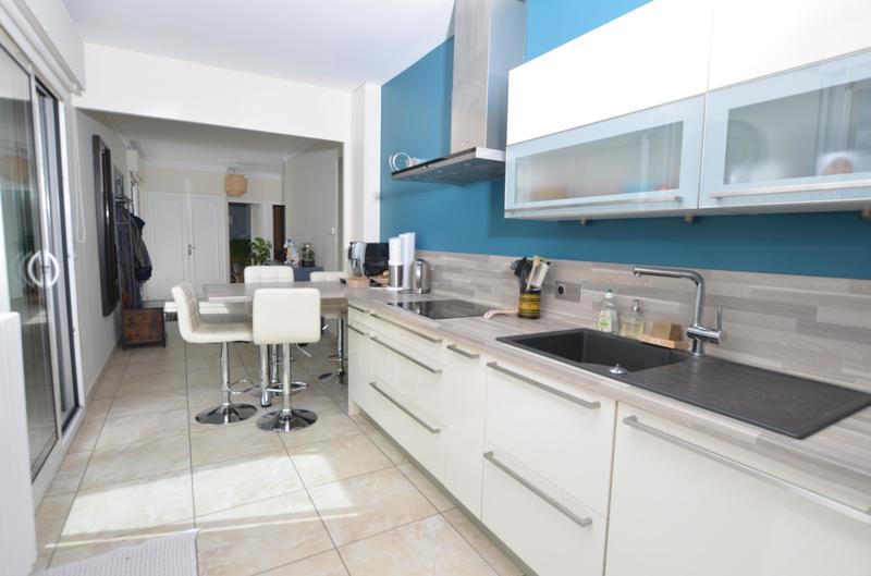 Appartement - 93 m² - 4 pièces