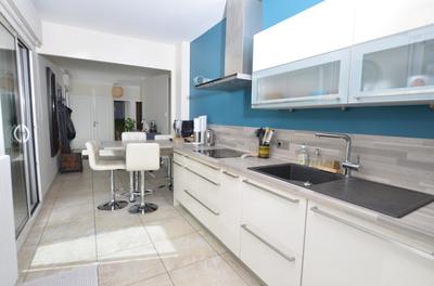 Appartement - 93 m² - 4 pièces