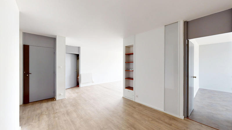 Appartement - 104 m² - 5 pièces