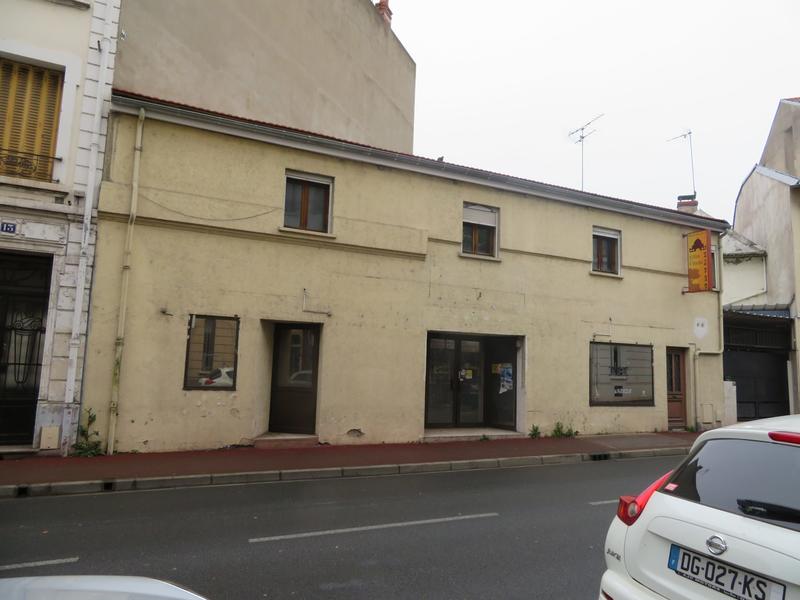 Local commercial - 110 m² - 3 pièces