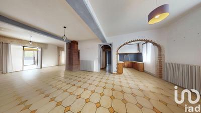 Maison - 193 m² - 11 pièces