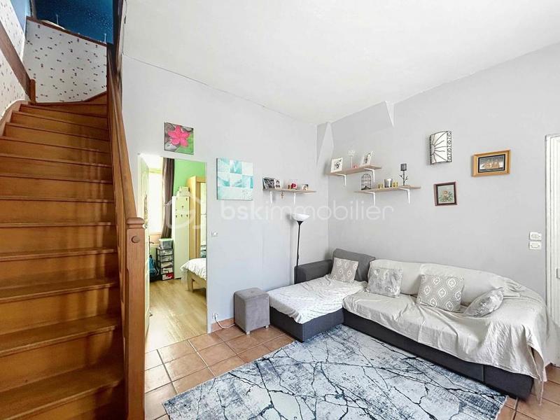 Appartement - 117 m² - 6 pièces