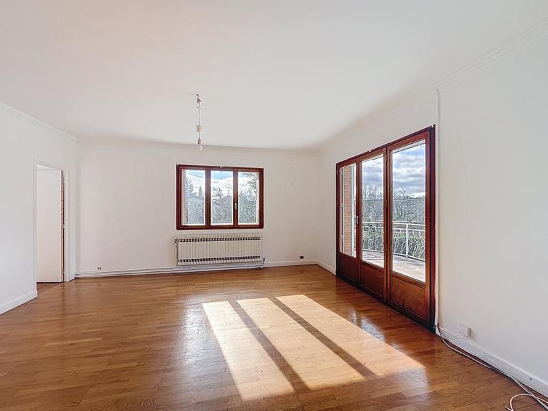 Villa - 200 m² - 5 pièces