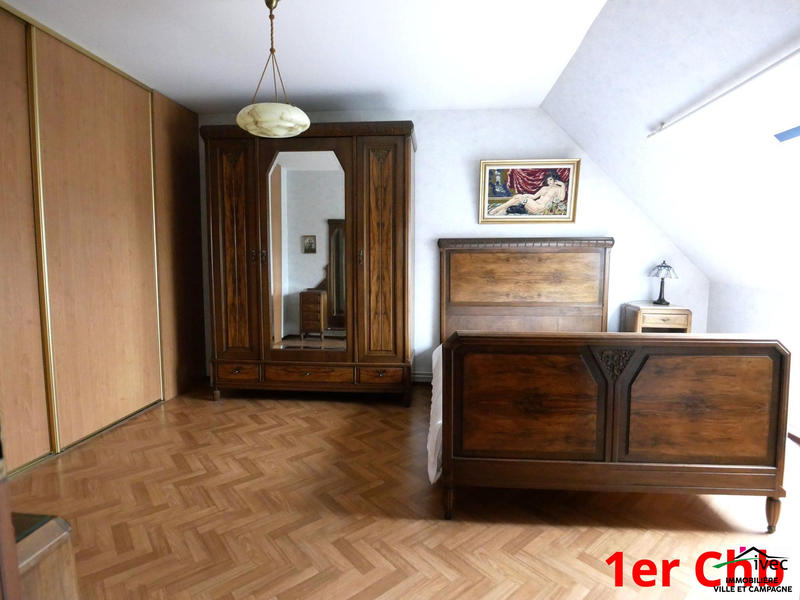 Maison traditionnelle - 142 m² - 5 pièces