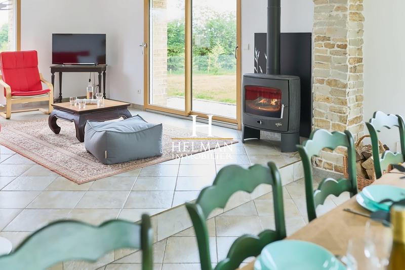 Maison - 177 m² - 7 pièces