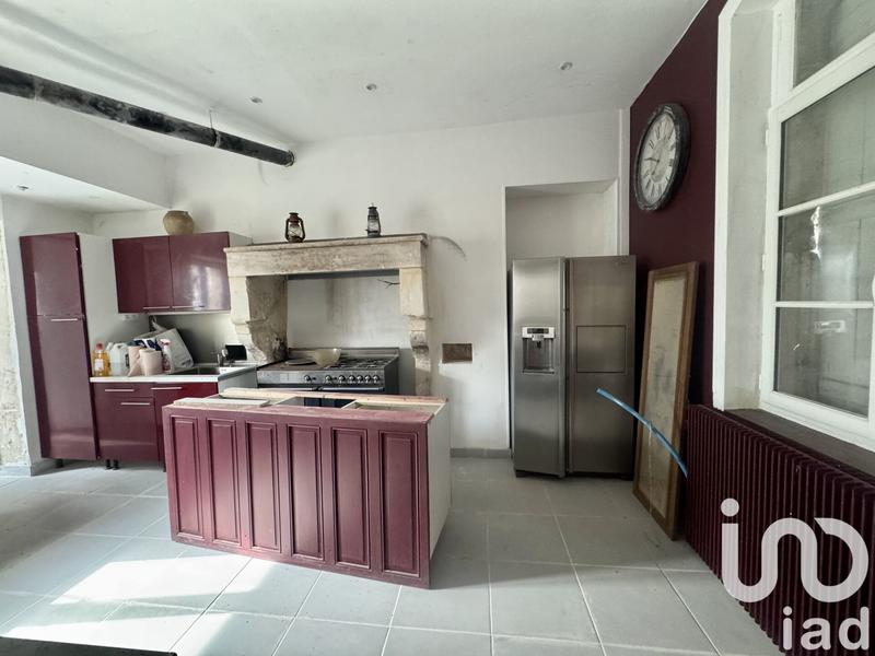 Maison - 300 m² - 10 pièces