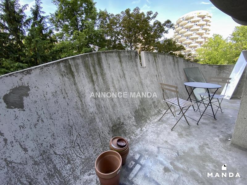 Chambre - 10 m² - 5 pièces