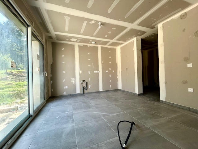 Maison - 121 m² - 6 pièces