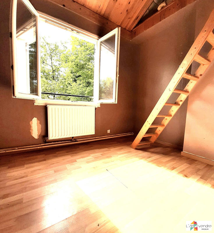 Maison - 110 m² - 6 pièces
