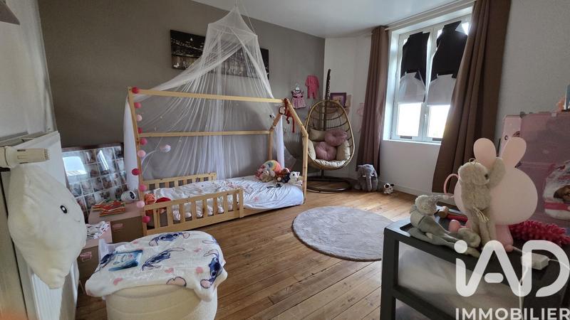 Maison - 93 m² - 5 pièces