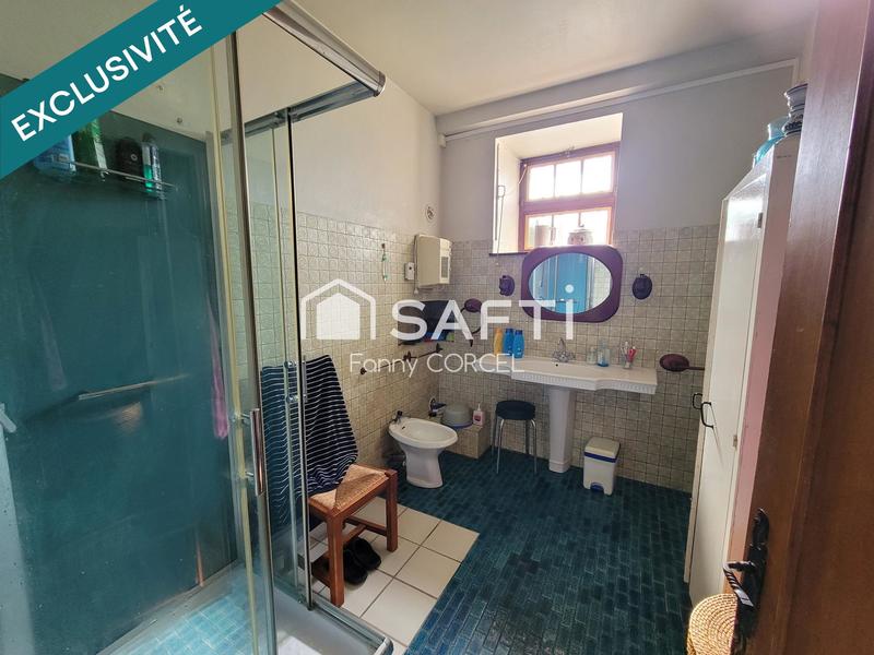 Maison - 221 m² - 9 pièces