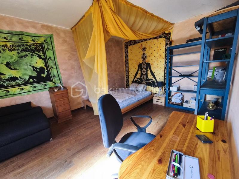 Propriété - 112 m² - 6 pièces