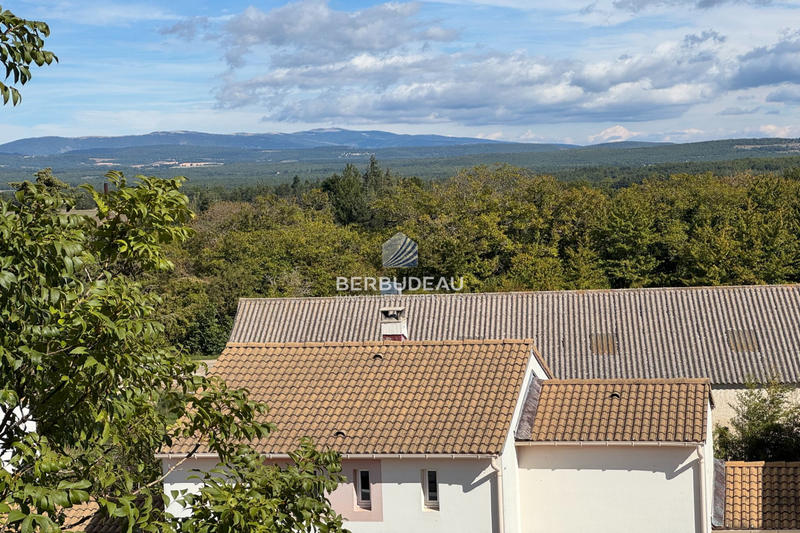 Appartement - 100 m² - 4 pièces