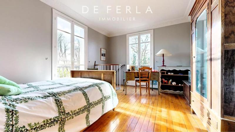 Demeure - 388 m² - 12 pièces