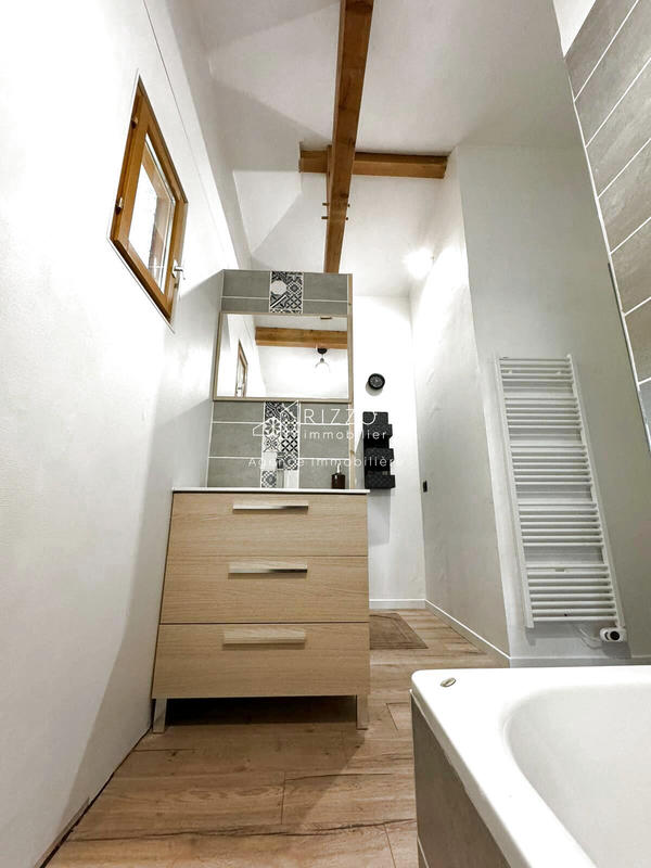 Maison - 163 m² - 5 pièces