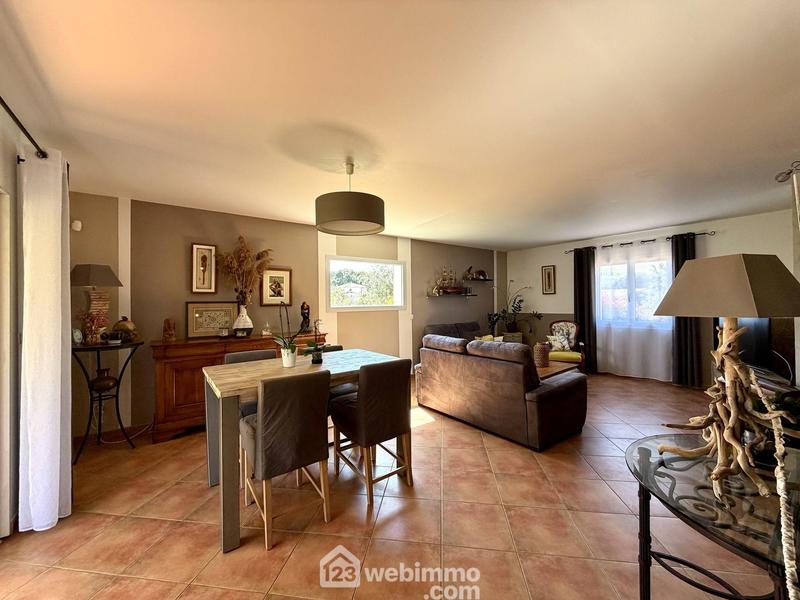 Maison - 151 m² - 6 pièces