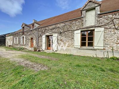 Maison de domaine équestre - 241 m² - 8 pièces