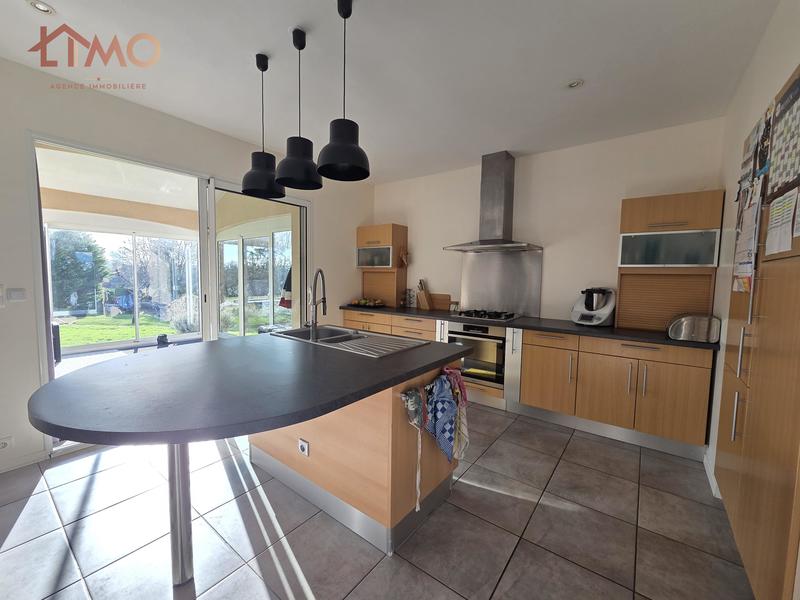 Maison - 170 m² - 7 pièces