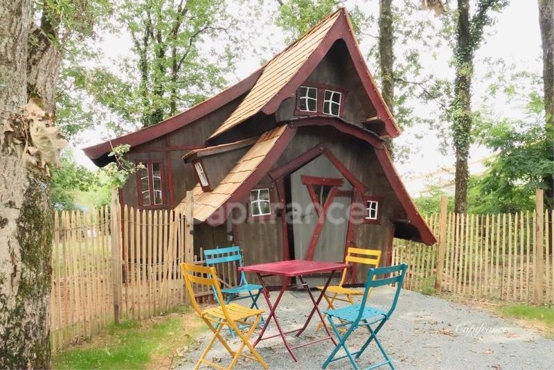 Maison de maîtres - 237 m² - 15 pièces