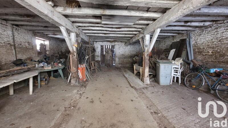 Maison - 245 m² - 9 pièces