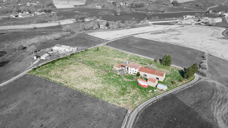 Propriété - 180 m² - 4 pièces