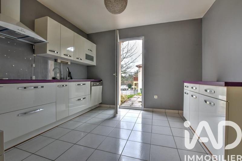 Maison de village - 93 m² - 5 pièces