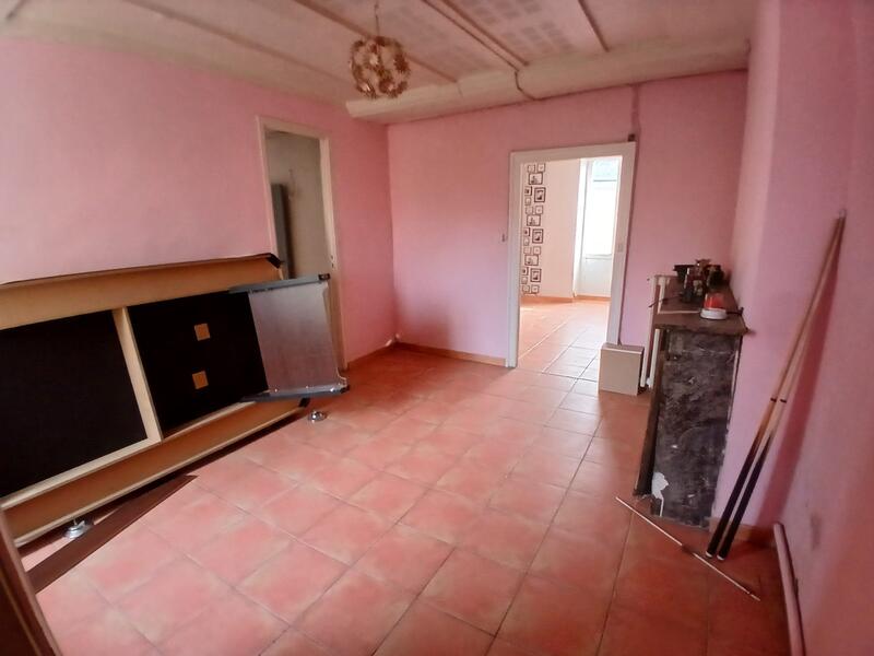 Maison - 168 m² - 8 pièces