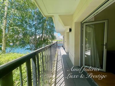 Appartement - 96 m² - 4 pièces