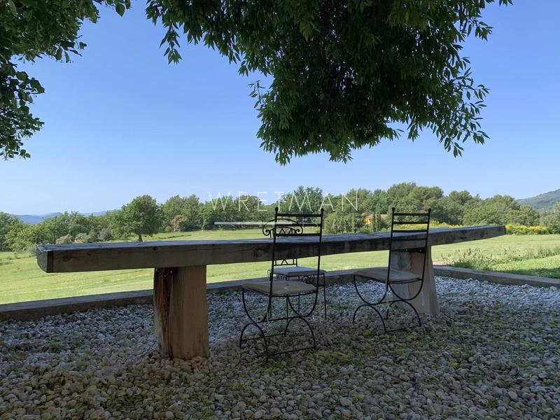 Propriété - 550 m² - 11 pièces