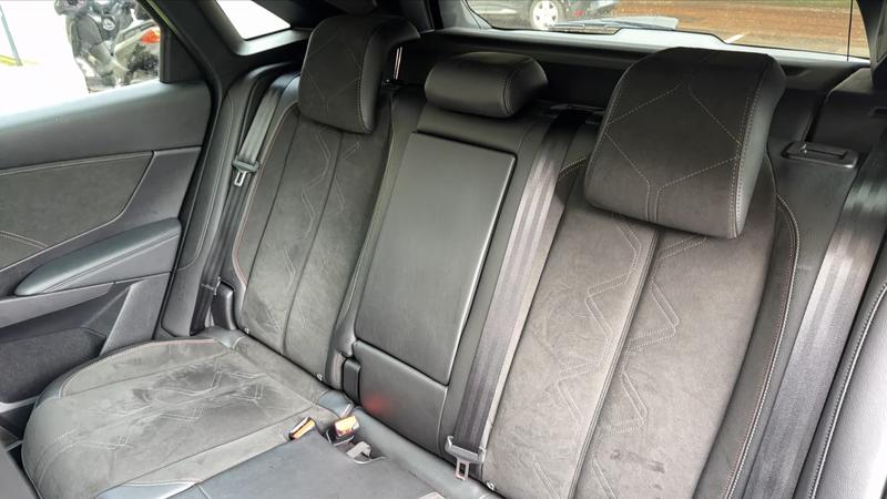 Ds Ds 7 Crossback I 1.5 BlueHDi 130 Eat8 Performance Line