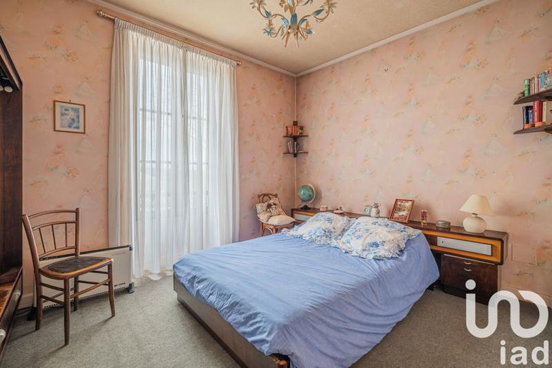 Maison - 214 m² - 6 pièces