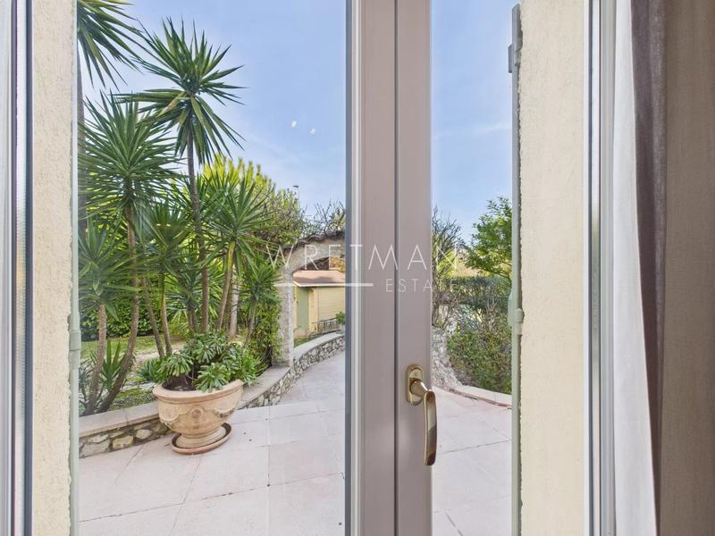 Maison - 161 m² - 6 pièces