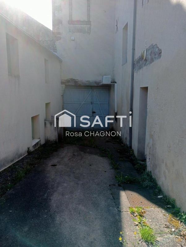 Maison - 240 m² - 8 pièces