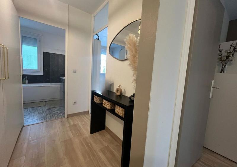 Maison - 82 m² - 5 pièces