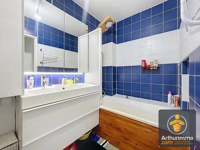 Appartement - 90 m² - 5 pièces