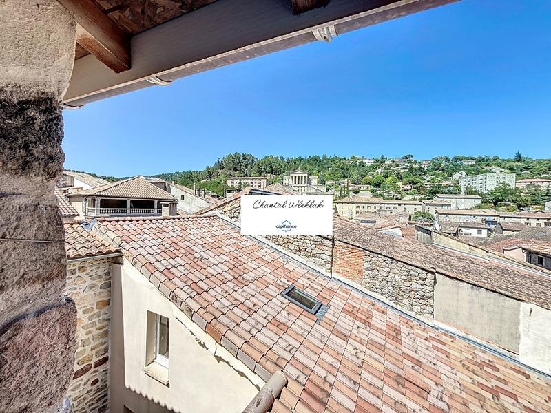 Immeuble - 190 m² - 11 pièces