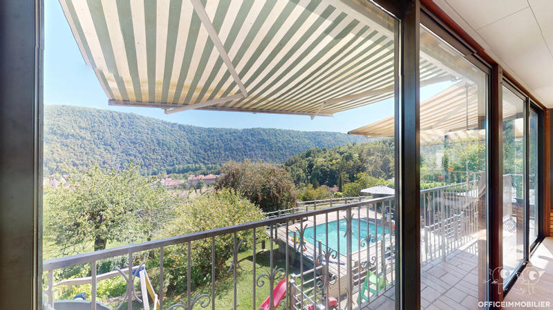 Maison - 143 m² - 6 pièces