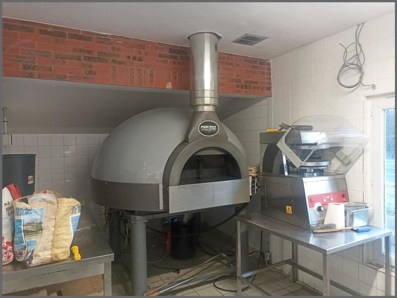 Local commercial - 120 m² - 4 pièces