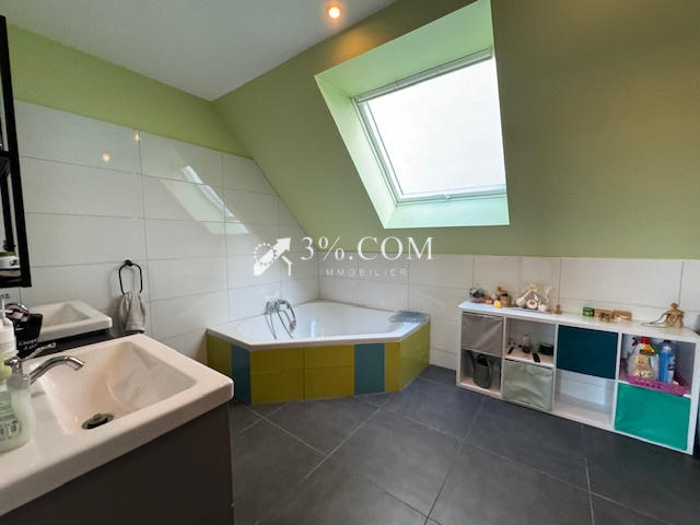 Maison - 170 m² - 5 pièces