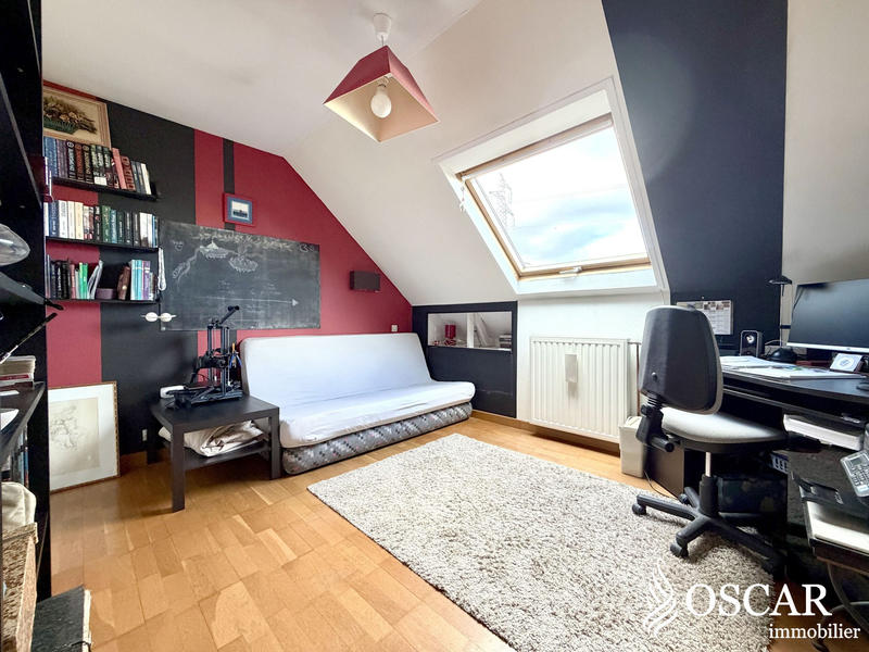 Maison - 107 m² - 6 pièces