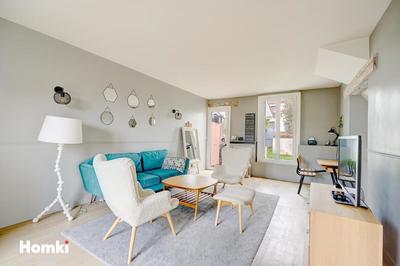 Maison - 181 m² - 6 pièces