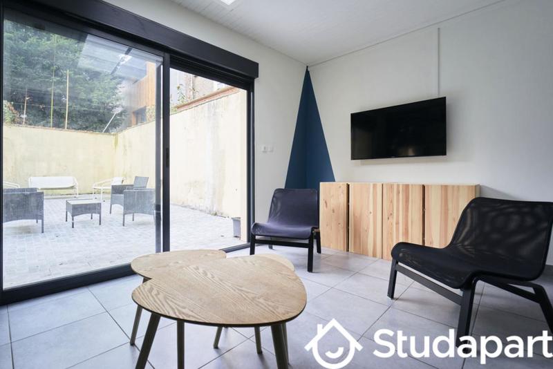 Chambre - 13 m² - 1 pièce