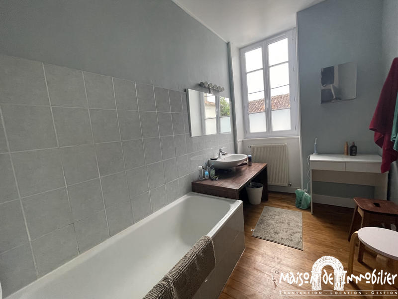 Maison - 139 m² - 6 pièces