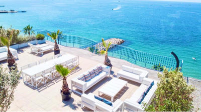 Appartement - 180 m² - 6 pièces